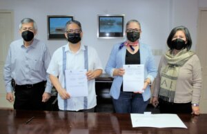 Firman SEPyC e INE convenio para instalación de casillas en escuelas por consulta de revocación de mandato