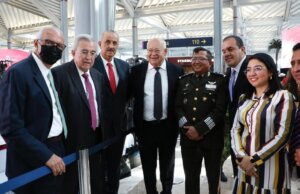 Asiste Rocha a inauguración del AIFA, en Santa Lucía