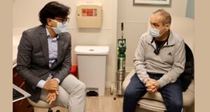 Realizan trasplante doble de pulmón a hombre con cáncer terminal; le salvan la vida