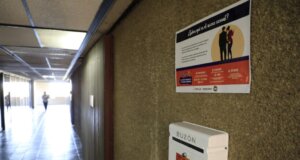 Instalan buzones para denuncias de acoso sexual en oficinas públicas de Sinaloa