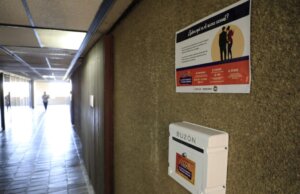 Instalan buzones para denuncias de acoso sexual en oficinas públicas de Sinaloa