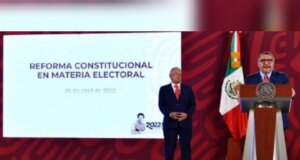 Ahora va por el INE… AMLO presenta nueva reforma electoral al Congreso