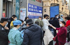 Beijing vuelve a los confinamientos ante nuevo brote de variante Ómicron