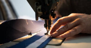 Instalarán talleres textiles en penitenciarías para confección de uniformes escolares