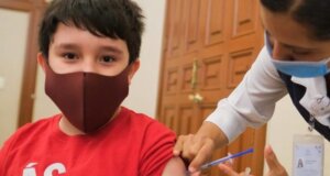 Niñas y niños de 12 años serán vacunados contra Covid-19 en México