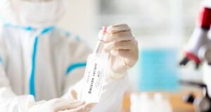 Analiza la OMS dos nuevas subvariantes Ómicron