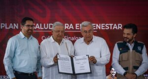 Rocha y AMLO firman convenio para federalizar los servicios de salud del Estado