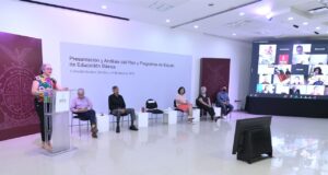 Presentan el Plan y Programa de Estudios de Educación Básica