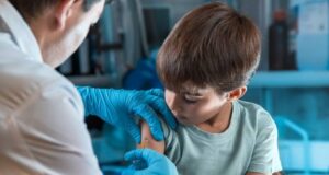 Sector salud y educativo en Sinaloa hacen llamado a la población para vacunarse contra el Sarampión