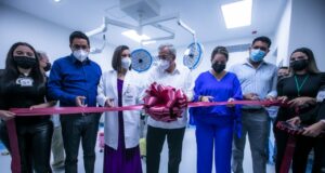 Rocha inaugura cuatro quirófanos en el Hospital de la Mujer