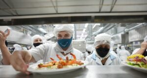 Sinaloa presenta aumento de 15,208 empleos en promedio mensual