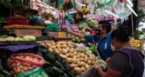 Inflación se acercó a 8% al cierre de junio: INEGI