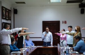 Rinden protesta integrantes de la Comisión Técnica Revisora de Valores 2023