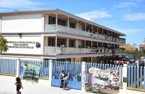 Garantiza Rector de la UAS acondicionamiento de planteles para evitar interrupción de clases presenciales