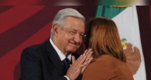 Tatiana desnuda al Presidente