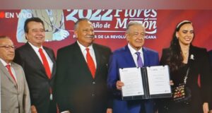 Jesús Vizcarra se suma con AMLO