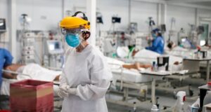 La deuda con los médicos