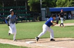 Brilla pitcheo de Cleveland