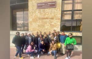 Un motociclista académico