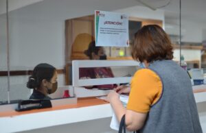 Culiacanenses aprovechan programa de descuentos del Buen Fin en Ayuntamiento