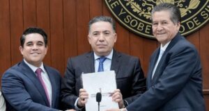 Recibe Congreso de Sinaloa Primer Informe de Labores del Ejecutivo estatal