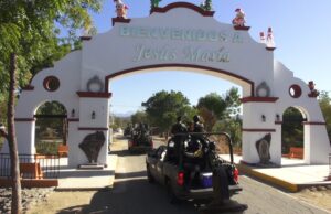 Reciben pobladores de Jesús María ayuda humanitaria