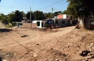 Continúan obras de pavimentación con concreto hidráulico en diversos puntos de la ciudad