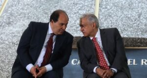 Mientras la gente anda de vacaciones…