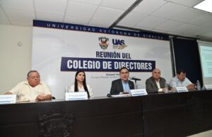 Rector de la UAS y directores propondrán al Consejo Universitario la programación de nuevos planes de estudio