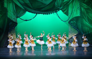 Con “Mozartianas”, cierran ciclo alumnas del Programa Integral de Ballet del ISIC