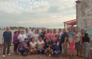 Oceana y SUCEDE se reúnen con pescadores y pescadoras de la bahía Santa María Oceana y SUCEDE se reúnen con pescadores y pescadoras de la bahía Santa María