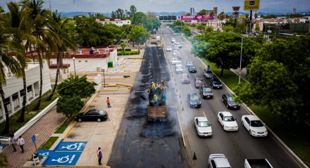 Reencarpetan vialidades aledañas al Hospital Psiquiátrico de Sinaloa