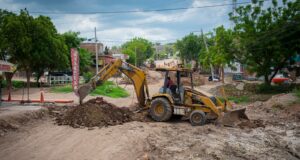 Siguen las obras de pavimentación en la colonia Progreso Siguen las obras de pavimentación en la colonia Progreso