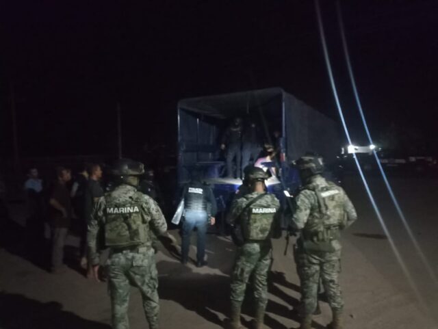 Rescatan a 39 hombres de supuesto centro de rehabilitación en Angostura; hay tres personas aseguradas