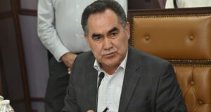 Anuncia el Rector estrategia de defensa más intensa ante la permanente e irracional persecución política en contra de la UAS; responsabiliza al Gobernador Anuncia el Rector estrategia de defensa más intensa ante la permanente e irracional persecución política en contra de la UAS; responsabiliza al Gobernador