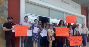 Seguidores de Sin Bandera exigen reembolso y acuden a PROFECO Seguidores de Sin Bandera exigen reembolso y acuden a PROFECO