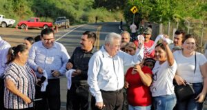 Inauguran pavimentación del camino que conduce de Mezquitita a La Noria Inauguran pavimentación del camino que conduce de Mezquitita a La Noria