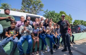 Ayuntamiento entrega vehículo escolar en Jesús María Ayuntamiento entrega vehículo escolar en Jesús María