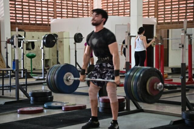Universitarios se alistan para representar a México en Campeonato Panamericano y Mundial de Levantamiento de Pesas