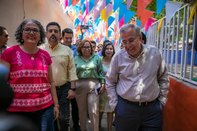 Gobierno del Estado instalará mil aires acondicionados en escuelas de educación básica
