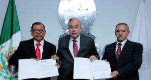 Toma Rocha protesta a nuevo titular de Seguridad Pública