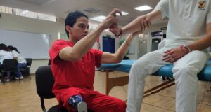 Para Armando Valdez, egresado de la UAS en Fisioterapia, una discapacidad no es pretexto para no trascender Para Armando Valdez, egresado de la UAS en Fisioterapia, una discapacidad no es pretexto para no trascender