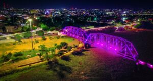 Puente Negro se viste de rosa en conmemoración al Día Mundial contra el Cáncer de Mama