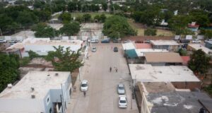 Rocha y Gámez entregan obras de pavimentación en la colonia Pemex y Ferrocarrilera