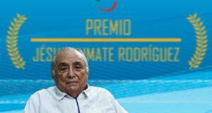 El Senado reconoce a médico sinaloense