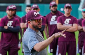 VIVE ALFREDO AMÉZAGA SU PRIMER DÍA COMO MÁNAGER GUINDA