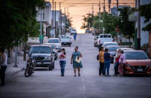 ¡Terminan 20 años de espera!, vecinos de Colinas del Humaya ven cumplido sueño de pavimentación