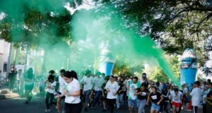 10 mil participantes se pintan de verde en la Carrera de Convivencia de COBAES