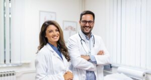 Felicitaciones a todos los médicos del mundo