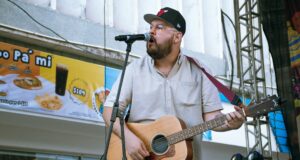 Culiacanenses disfrutan de variedad de géneros musicales en FIL Culiacán 2023